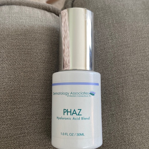 PHAZ hyaluronic acid blend. Pump 3/4’s full - Picture 1 of 3